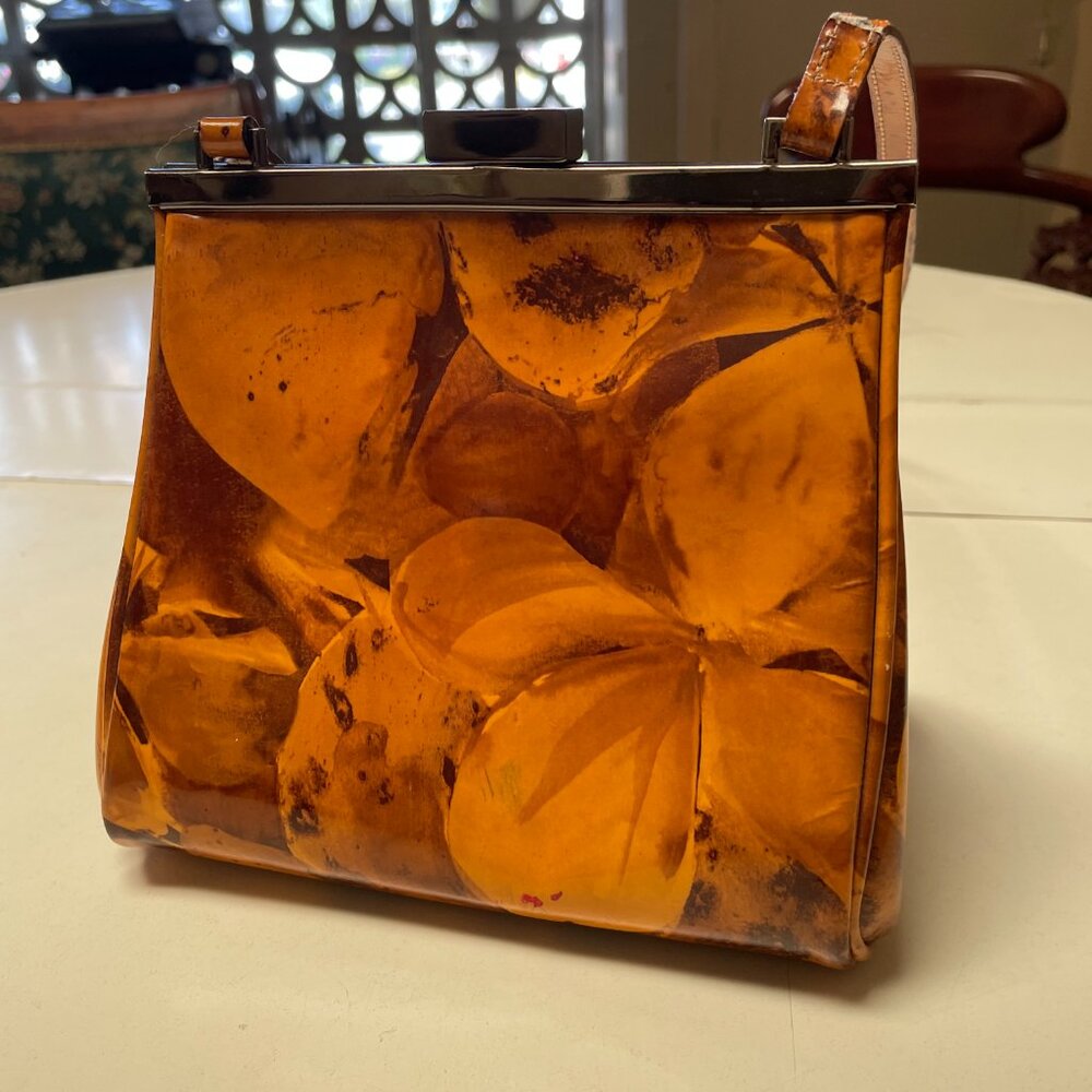 Small Italian Handbag - Picture 3 of 5
